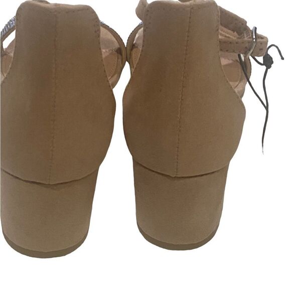 Madden Women’s Blush 2”Block heel Comfort Foam Insole Buckle Sandal NIB Size 8.5 - Picture 5 of 15